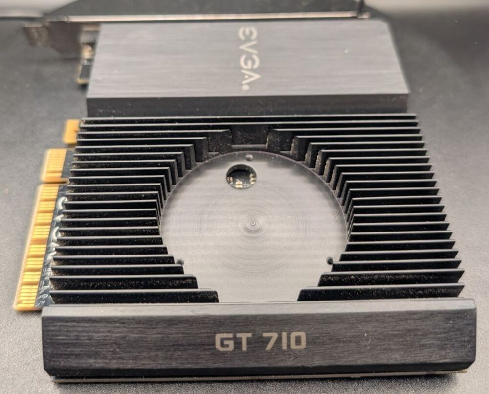 EVGA GeForce GT 710 1GB PCIe • Low Profile •Pulled Working • 1 of 2•Parts/Repair